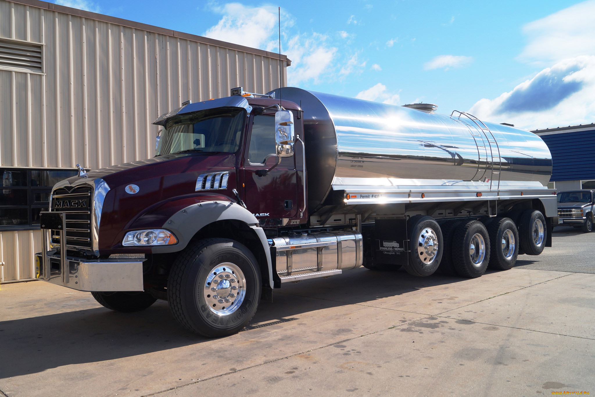 mack milk truck model gu813, , mack, trucks, inc, , , 